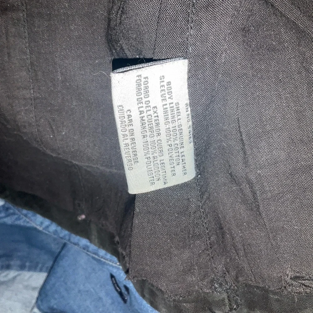 Levi's Women's Black Leather Jacket - Picture 7 of 8